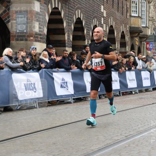 05.10.2025 - 20. swb-Marathon Bremen Strokosch-Dieckow http://msf.ph/oto/9227648 05.10.2025 12:25:03 Ziel 1357 meine-sportfotos.de