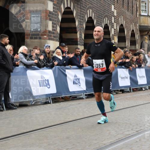 05.10.2025 - 20. swb-Marathon Bremen Strokosch-Dieckow http://msf.ph/oto/9227685 05.10.2025 12:25:04 Ziel 1357 meine-sportfotos.de