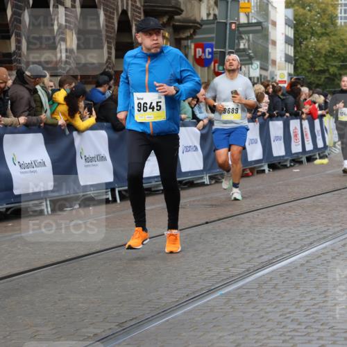 05.10.2025 - 20. swb-Marathon Bremen Strokosch-Dieckow http://msf.ph/oto/9227850 05.10.2025 10:50:10 Ziel 9485, 9579, 9645, 9689, 9787, 10022, 10246, 10356, 10400, 10443, 11104, 11208, 11288, 11295 meine-sportfotos.de