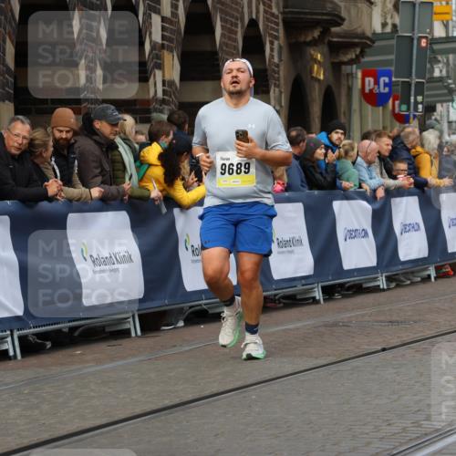 05.10.2025 - 20. swb-Marathon Bremen Strokosch-Dieckow http://msf.ph/oto/9227873 05.10.2025 10:50:12 Ziel 9579, 9645, 9689, 10022, 10356, 10400, 10443, 11104 meine-sportfotos.de