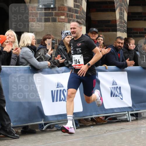 05.10.2025 - 20. swb-Marathon Bremen Strokosch-Dieckow http://msf.ph/oto/9227938 05.10.2025 12:25:20 Ziel 784 meine-sportfotos.de