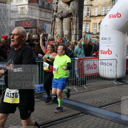 05.10.2025 - 20. swb-Marathon Bremen Yannick Fuchs http://msf.ph/oto/9228100 05.10.2025 11:01:40 Ziel 7908, 9278, 9286, 9322, 9371, 10030, 10056, 10157, 10324, 10336, 11194, 11223, 11493, 11633 meine-sportfotos.de