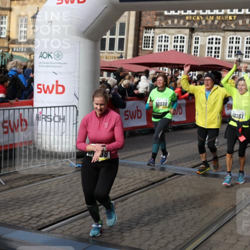 05.10.2025 - 20. swb-Marathon Bremen Yannick Fuchs http://msf.ph/oto/9228202 05.10.2025 10:58:40 Ziel 9430, 9433, 9472, 9766, 9820, 9913, 10049, 10055, 10261, 10285, 10408, 10513, 10936, 10988, 11291, 11591, 11700 meine-sportfotos.de