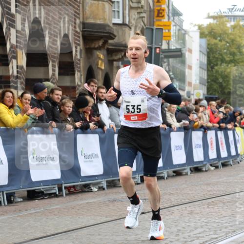 05.10.2025 - 20. swb-Marathon Bremen Strokosch-Dieckow http://msf.ph/oto/9228316 05.10.2025 12:25:55 Ziel 535 meine-sportfotos.de