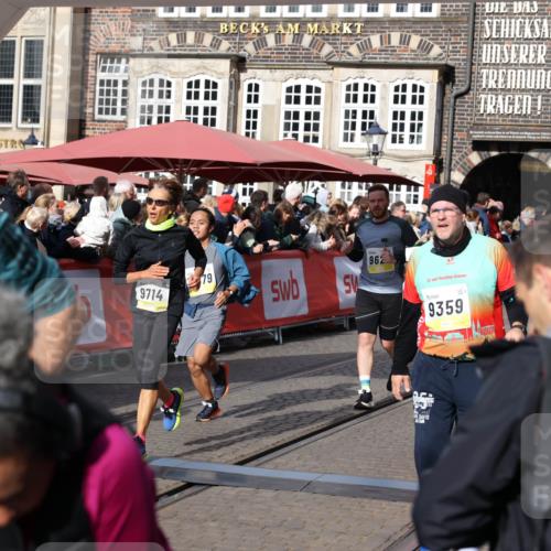 05.10.2025 - 20. swb-Marathon Bremen Yannick Fuchs http://msf.ph/oto/9228358 05.10.2025 10:58:48 Ziel 7163, 8585, 9346, 9359, 9370, 9430, 9472, 9529, 9540, 9622, 9714, 9766, 9913, 10049, 10513, 10527, 10591, 10679, 10871, 10936, 11078 meine-sportfotos.de