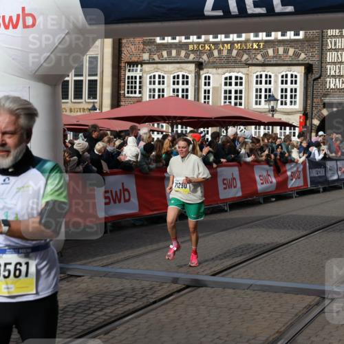 05.10.2025 - 20. swb-Marathon Bremen Yannick Fuchs http://msf.ph/oto/9228459 05.10.2025 10:58:56 Ziel 8585, 9346, 9370, 9540, 9622, 10263, 10560, 10561, 11290, 11483, 11651 meine-sportfotos.de