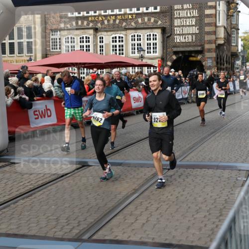 05.10.2025 - 20. swb-Marathon Bremen Yannick Fuchs http://msf.ph/oto/9228565 05.10.2025 11:01:50 Ziel 9189, 9269, 9294, 9432, 9782, 10004, 10026, 10030, 10370, 10562, 10903, 10904, 11223, 11463, 11732, 11733 meine-sportfotos.de