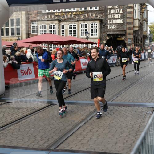 05.10.2025 - 20. swb-Marathon Bremen Yannick Fuchs http://msf.ph/oto/9228567 05.10.2025 11:01:50 Ziel 9189, 9269, 9294, 9432, 9782, 10004, 10026, 10030, 10370, 10562, 10903, 10904, 11223, 11463, 11732, 11733 meine-sportfotos.de