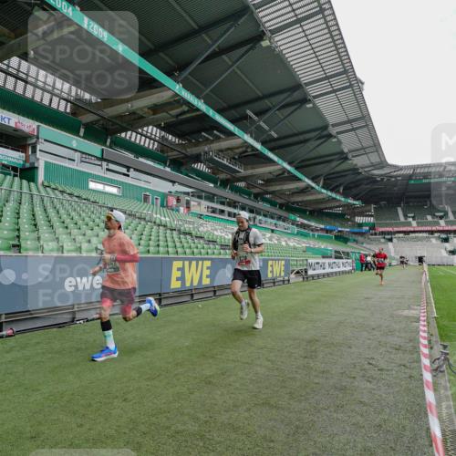 05.10.2025 - 20. swb-Marathon Bremen Michael Burmester http://msf.ph/oto/9228608 05.10.2025 12:33:45 Laufen im Stadion 121, 218, 307, 363, 474, 838, 900, 993, 1070, 1338, 1360, 1372, 1617, 1889, 1913, 2000, 2267, 3552, 4251, 5640, 6957, 6984, 7259, 7442, 8550, 8582, 9046, 369, 746, 850, 1494, 1928, 2033, 2682 meine-sportfotos.de