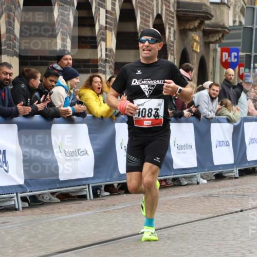 05.10.2025 - 20. swb-Marathon Bremen Strokosch-Dieckow http://msf.ph/oto/9228623 05.10.2025 12:26:10 Ziel 1083 meine-sportfotos.de