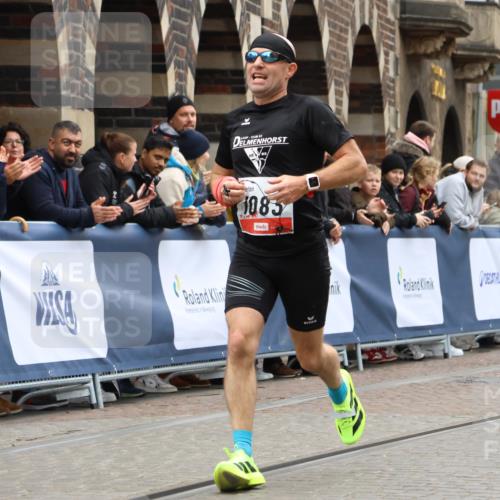 05.10.2025 - 20. swb-Marathon Bremen Strokosch-Dieckow http://msf.ph/oto/9228674 05.10.2025 12:26:11 Ziel 1083 meine-sportfotos.de