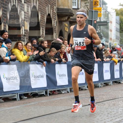 05.10.2025 - 20. swb-Marathon Bremen Strokosch-Dieckow http://msf.ph/oto/9228812 05.10.2025 12:26:51 Ziel 1493 meine-sportfotos.de