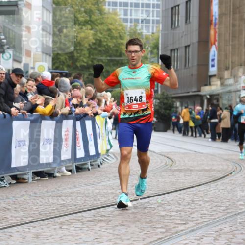 05.10.2025 - 20. swb-Marathon Bremen Strokosch-Dieckow http://msf.ph/oto/9228835 05.10.2025 12:27:08 Ziel 1648 meine-sportfotos.de