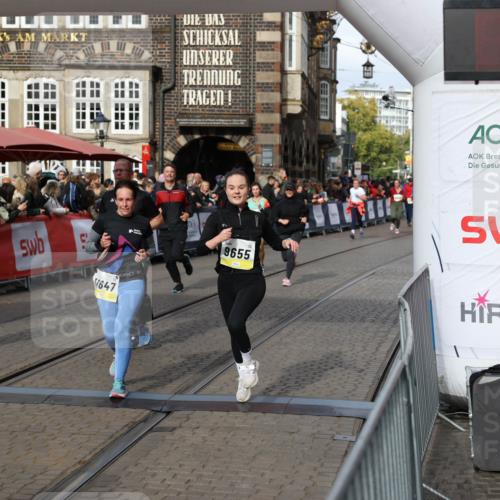 05.10.2025 - 20. swb-Marathon Bremen Yannick Fuchs http://msf.ph/oto/9228893 05.10.2025 11:02:00 Ziel 9237, 9365, 9655, 10004, 10558, 10837, 11415, 11647 meine-sportfotos.de