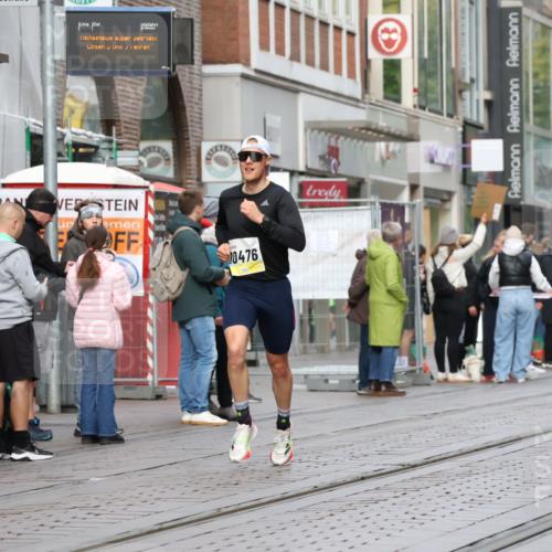 05.10.2025 - 20. swb-Marathon Bremen Strokosch-Dieckow http://msf.ph/oto/9228912 05.10.2025 10:34:53 Ziel 9336, 10476, 11443, 9336, 10476, 11443 meine-sportfotos.de