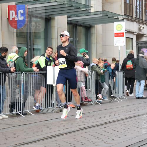 05.10.2025 - 20. swb-Marathon Bremen Strokosch-Dieckow http://msf.ph/oto/9228952 05.10.2025 10:34:56 Ziel 9336, 9340, 10476, 11443, 9336, 9340, 10476, 11443 meine-sportfotos.de