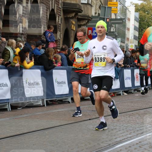 05.10.2025 - 20. swb-Marathon Bremen Strokosch-Dieckow http://msf.ph/oto/9229076 05.10.2025 10:50:55 Ziel 9199, 9399, 9425, 9630, 9663, 9966, 10029, 10227, 10254, 10378, 10534, 10698, 10743, 10932, 11061, 11220, 11311, 11391 meine-sportfotos.de