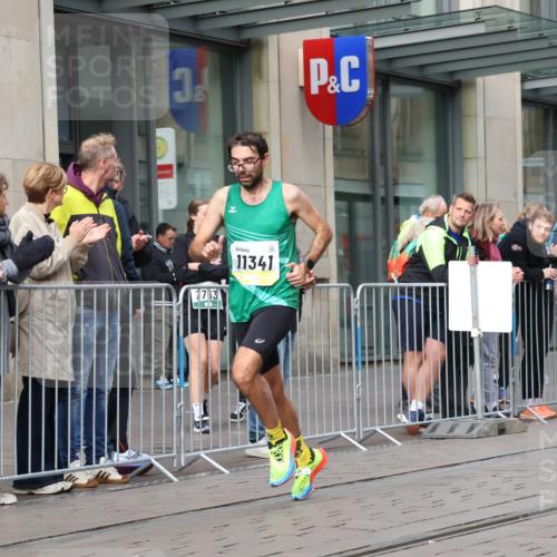 05.10.2025 - 20. swb-Marathon Bremen Strokosch-Dieckow http://msf.ph/oto/9229140 05.10.2025 10:35:17 Ziel 9340, 9596, 9697, 10538, 11341, 9340, 9596, 9697, 10538, 11341 meine-sportfotos.de