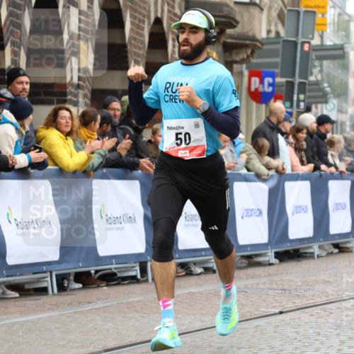 05.10.2025 - 20. swb-Marathon Bremen Strokosch-Dieckow http://msf.ph/oto/9229148 05.10.2025 12:27:18 Ziel 50 meine-sportfotos.de