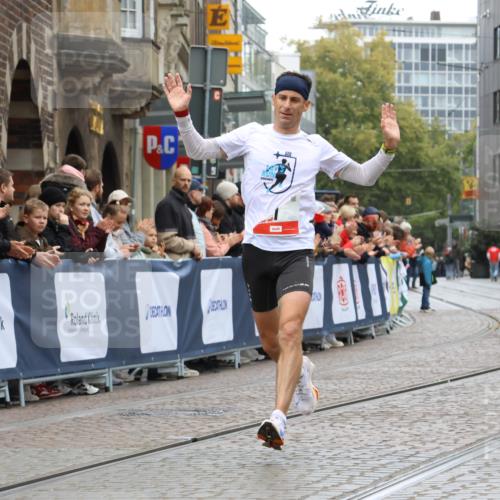 05.10.2025 - 20. swb-Marathon Bremen Strokosch-Dieckow http://msf.ph/oto/9229218 05.10.2025 12:27:47 Ziel 1, 1620 meine-sportfotos.de