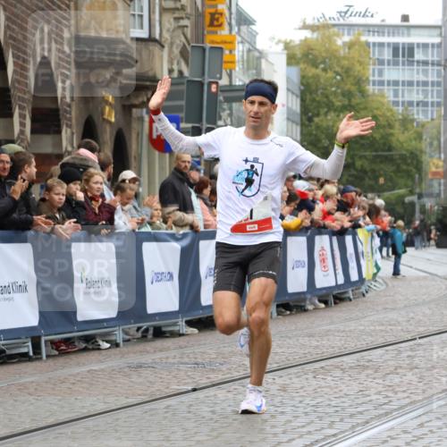 05.10.2025 - 20. swb-Marathon Bremen Strokosch-Dieckow http://msf.ph/oto/9229256 05.10.2025 12:27:47 Ziel 1, 1620 meine-sportfotos.de