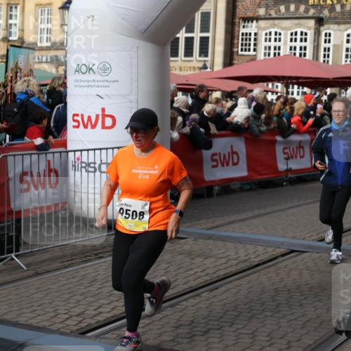 05.10.2025 - 20. swb-Marathon Bremen Yannick Fuchs http://msf.ph/oto/9229278 05.10.2025 10:59:22 Ziel 9219, 9454, 9508, 9692, 10039, 10143, 10200, 10274, 10353, 11207, 11400 meine-sportfotos.de