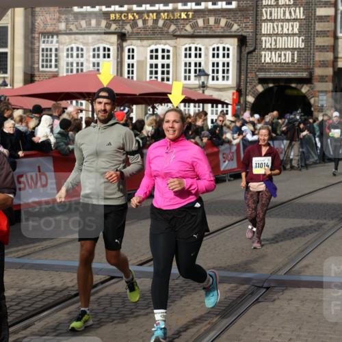 05.10.2025 - 20. swb-Marathon Bremen Yannick Fuchs http://msf.ph/oto/9229339 05.10.2025 11:02:14 Ziel 9324, 9363, 9426, 9536, 9686, 10301, 10508, 10855, 10879, 10887, 11014, 11459 meine-sportfotos.de
