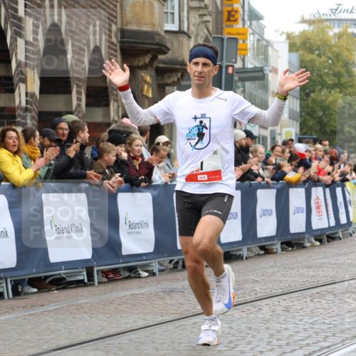 05.10.2025 - 20. swb-Marathon Bremen Strokosch-Dieckow http://msf.ph/oto/9229355 05.10.2025 12:27:47 Ziel 1, 1620 meine-sportfotos.de