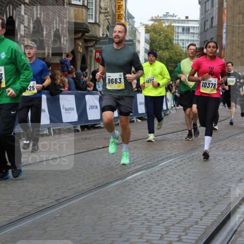 05.10.2025 - 20. swb-Marathon Bremen Strokosch-Dieckow http://msf.ph/oto/9229362 05.10.2025 10:51:02 Ziel 9199, 9256, 9287, 9416, 9425, 9630, 9663, 9894, 10206, 10226, 10254, 10378, 10669, 10743, 10932, 11061, 11279, 11391, 11573 meine-sportfotos.de