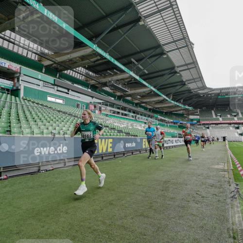 05.10.2025 - 20. swb-Marathon Bremen Michael Burmester http://msf.ph/oto/9229378 05.10.2025 12:41:11 Laufen im Stadion 9, 37, 38, 40, 45, 198, 377, 623, 689, 945, 1042, 1258, 1368, 1476, 2048, 2057, 2064, 2169, 2284, 2497, 2670, 2683, 2743, 2801, 2909, 3707, 3817, 4158, 4375, 4984, 6566, 46, 133, 1812, 2036, 2118, 6075, 7274, 7587, 7766 meine-sportfotos.de