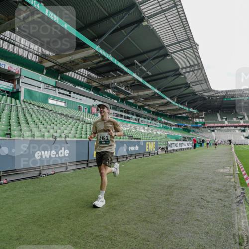 05.10.2025 - 20. swb-Marathon Bremen Michael Burmester http://msf.ph/oto/9229446 05.10.2025 12:42:03 Laufen im Stadion 9, 635, 907, 1042, 1258, 1476, 1763, 2743, 2801, 3153, 4158, 4635, 4984, 6903, 8211, 37, 38, 40, 198, 377, 1258, 1368, 2284, 2909, 3707, 3817, 6566 meine-sportfotos.de