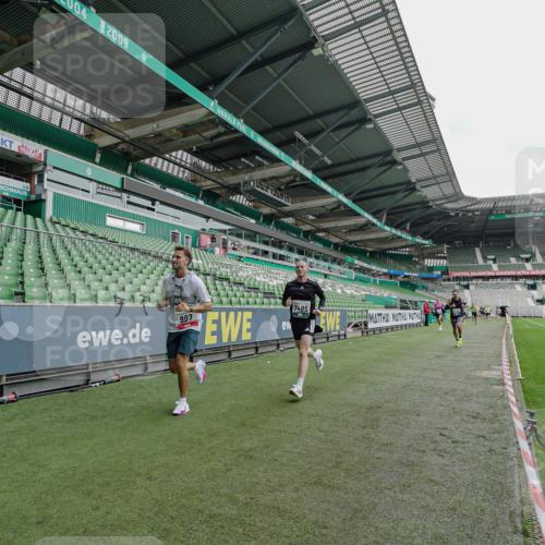 05.10.2025 - 20. swb-Marathon Bremen Michael Burmester http://msf.ph/oto/9229470 05.10.2025 12:42:20 Laufen im Stadion 635, 907, 965, 1215, 1612, 1645, 1763, 2068, 3153, 3294, 4635, 5028, 6903, 7405, 9, 1042, 1258, 1476, 2743, 2801, 3817, 4158, 4984, 6566, 8211 meine-sportfotos.de