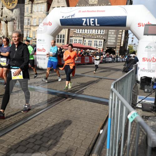 05.10.2025 - 20. swb-Marathon Bremen Yannick Fuchs http://msf.ph/oto/9229525 05.10.2025 10:59:28 Ziel 9183, 9454, 9635, 10200, 10274, 10407, 11006, 11007, 11207, 11400 meine-sportfotos.de