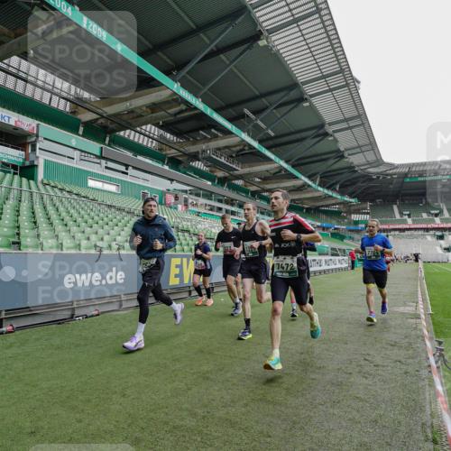 05.10.2025 - 20. swb-Marathon Bremen Michael Burmester http://msf.ph/oto/9229534 05.10.2025 12:42:42 Laufen im Stadion 588, 635, 907, 965, 1105, 1123, 1215, 1265, 1612, 1645, 1763, 1810, 2068, 2141, 2385, 3153, 3294, 3391, 3705, 4635, 5028, 5470, 5741, 7405, 7472, 7547, 7764, 8520, 6903 meine-sportfotos.de