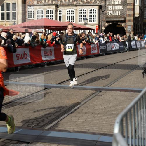 05.10.2025 - 20. swb-Marathon Bremen Yannick Fuchs http://msf.ph/oto/9229538 05.10.2025 10:59:29 Ziel 9183, 9454, 9635, 10200, 10274, 10407, 11006, 11007, 11207, 11400 meine-sportfotos.de