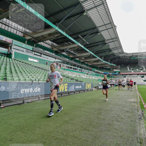 05.10.2025 - 20. swb-Marathon Bremen Michael Burmester http://msf.ph/oto/9229638 05.10.2025 12:43:17 Laufen im Stadion 577, 588, 628, 662, 706, 1105, 1123, 1215, 1265, 1641, 1652, 1745, 1810, 2062, 2141, 2385, 2967, 3391, 3435, 3580, 3705, 4369, 4631, 4664, 4867, 5028, 5231, 5287, 5470, 5495, 5741, 5815, 5988, 6224, 6385, 6423, 6912, 7269, 7472, 7498, 7547, 7668, 7764, 7816, 7834, 8053, 8520, 8593, 9095, 907, 965, 1612, 1645, 2068, 3294, 7405 meine-sportfotos.de