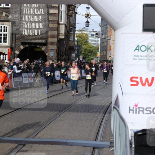 05.10.2025 - 20. swb-Marathon Bremen Yannick Fuchs http://msf.ph/oto/9229858 05.10.2025 11:02:23 Ziel 9363, 9748, 10130, 10508, 11340, 11454, 11646 meine-sportfotos.de