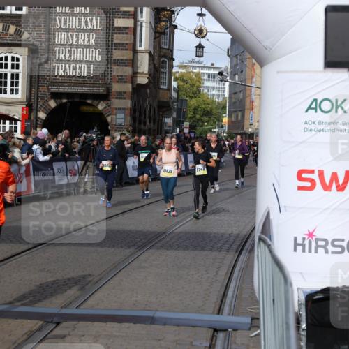05.10.2025 - 20. swb-Marathon Bremen Yannick Fuchs http://msf.ph/oto/9229872 05.10.2025 11:02:23 Ziel 9363, 9748, 10130, 10508, 11340, 11454, 11646 meine-sportfotos.de
