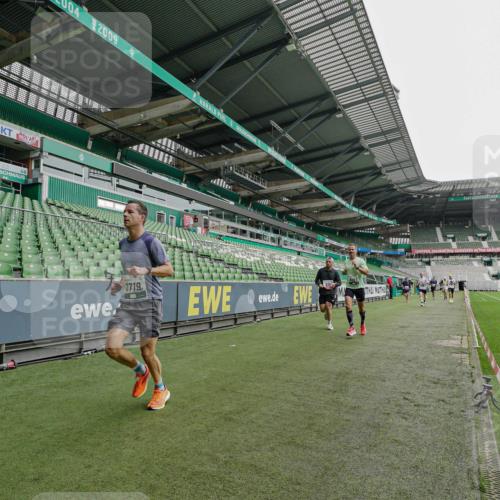 05.10.2025 - 20. swb-Marathon Bremen Michael Burmester http://msf.ph/oto/9229886 05.10.2025 12:44:45 Laufen im Stadion 109, 329, 506, 539, 548, 642, 657, 819, 917, 1631, 2013, 2092, 2188, 2666, 2719, 3150, 3219, 3251, 3327, 3342, 3982, 4358, 4422, 4571, 6302, 6633, 6996, 7099, 7373, 7525, 8169, 8351, 8382, 8828, 9130, 288, 548, 1196, 2249, 5908, 7949, 8030 meine-sportfotos.de