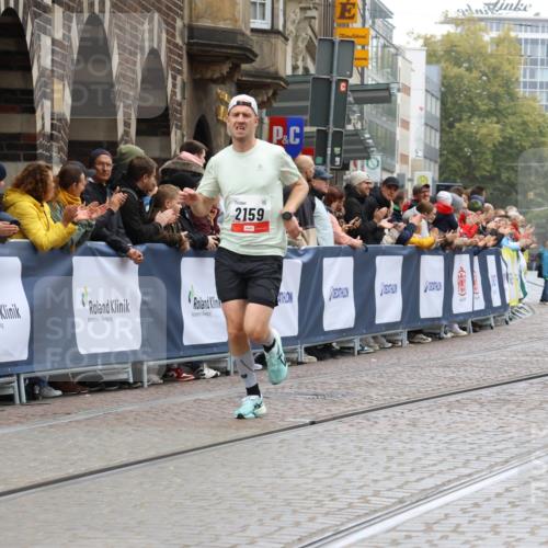 05.10.2025 - 20. swb-Marathon Bremen Strokosch-Dieckow http://msf.ph/oto/9229982 05.10.2025 12:28:49 Ziel 600, 717, 1113, 1948, 2159, 2292 meine-sportfotos.de