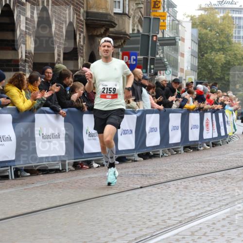 05.10.2025 - 20. swb-Marathon Bremen Strokosch-Dieckow http://msf.ph/oto/9229994 05.10.2025 12:28:49 Ziel 600, 717, 1113, 1948, 2159, 2292 meine-sportfotos.de
