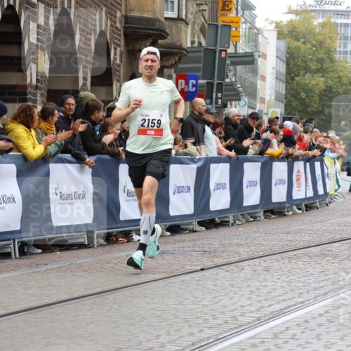 05.10.2025 - 20. swb-Marathon Bremen Strokosch-Dieckow http://msf.ph/oto/9230013 05.10.2025 12:28:49 Ziel 600, 717, 1113, 1948, 2159, 2292 meine-sportfotos.de