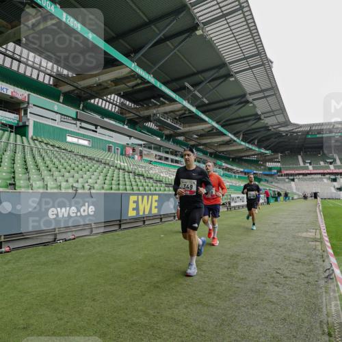 05.10.2025 - 20. swb-Marathon Bremen Michael Burmester http://msf.ph/oto/9230058 05.10.2025 12:45:48 Laufen im Stadion 349, 649, 852, 943, 1055, 1091, 1146, 1307, 1790, 1883, 2545, 3197, 3218, 3807, 4786, 5132, 5588, 6150, 7028, 7440, 7526, 8747, 109, 819, 1055, 1631, 2666, 2719, 3327, 3342, 4358, 4571, 6302, 6996, 8828, 9130 meine-sportfotos.de