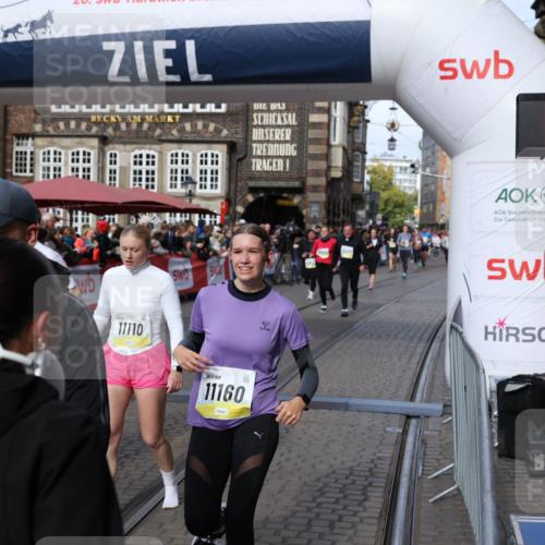 05.10.2025 - 20. swb-Marathon Bremen Yannick Fuchs http://msf.ph/oto/9230863 05.10.2025 11:02:43 Ziel 9468, 9647, 9802, 9839, 10033, 10595, 10598, 10615, 10825, 10826, 11110, 11160, 11537, 11538, 11711 meine-sportfotos.de