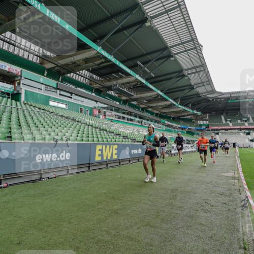 05.10.2025 - 20. swb-Marathon Bremen Michael Burmester http://msf.ph/oto/9230914 05.10.2025 12:49:24 Laufen im Stadion 150, 187, 270, 424, 1195, 1257, 1535, 1609, 1625, 1654, 1727, 1876, 1904, 2044, 2119, 2356, 2594, 2988, 2990, 3124, 3544, 3738, 3960, 4385, 4438, 5599, 6171, 6431, 6463, 6619, 6805, 6877, 7647, 7904, 7987, 8216, 8507, 8630, 8687, 9114, 492, 1724, 2974, 3320, 3819, 5103, 5786, 6251, 6632, 8244, 8687, 8897, 8923 meine-sportfotos.de