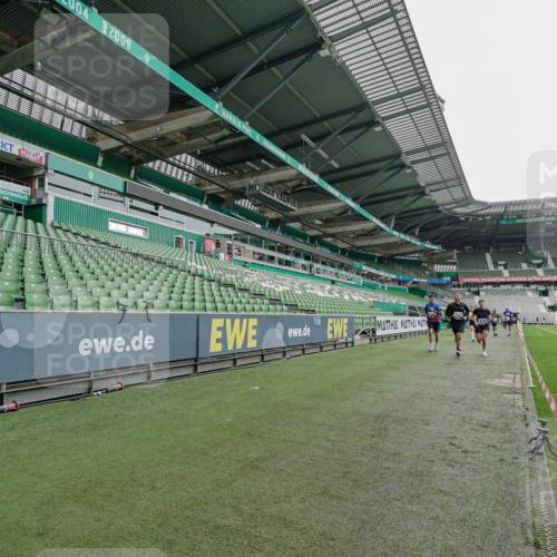 05.10.2025 - 20. swb-Marathon Bremen Michael Burmester http://msf.ph/oto/9231111 05.10.2025 12:49:55 Laufen im Stadion 150, 187, 217, 270, 287, 424, 511, 845, 939, 1257, 1388, 1535, 1609, 1707, 1727, 1876, 1904, 2044, 2356, 2721, 3124, 3259, 3353, 3544, 3738, 3885, 3960, 4006, 4318, 4367, 4438, 4870, 5118, 5894, 6214, 6216, 6281, 6431, 6619, 6805, 6877, 7647, 7963, 7987, 8216, 8401, 8536, 8873, 8907, 9118, 1195, 1654, 2119, 2594, 2988, 2990, 4385, 8630, 9114 meine-sportfotos.de