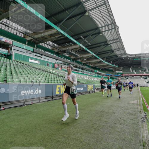 05.10.2025 - 20. swb-Marathon Bremen Michael Burmester http://msf.ph/oto/9231148 05.10.2025 12:50:01 Laufen im Stadion 150, 187, 217, 270, 287, 424, 511, 679, 845, 906, 939, 1257, 1388, 1535, 1609, 1707, 1876, 1904, 2044, 2356, 2721, 3228, 3259, 3353, 3544, 3738, 3885, 3960, 4006, 4318, 4367, 4438, 4870, 4938, 5118, 5389, 5564, 5873, 5894, 6214, 6216, 6281, 6431, 6619, 6717, 6805, 6877, 7647, 7826, 7963, 7987, 8401, 8536, 8873, 8907, 9118, 1654, 1727, 2119, 2594, 2988, 2990, 3124, 4385, 6619, 6877, 8216 meine-sportfotos.de