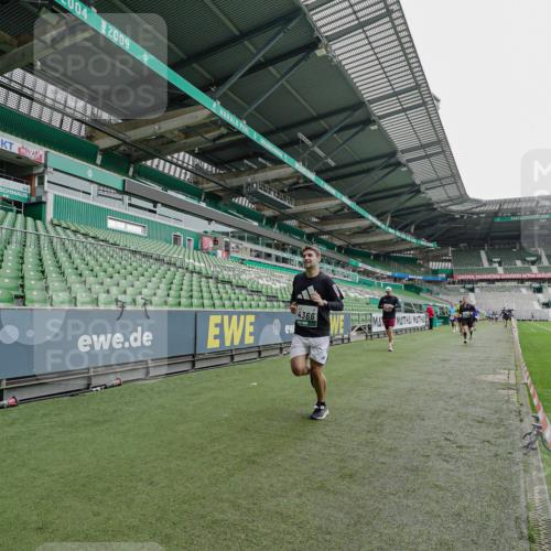 05.10.2025 - 20. swb-Marathon Bremen Michael Burmester http://msf.ph/oto/9231291 05.10.2025 12:50:27 Laufen im Stadion 122, 217, 287, 511, 679, 688, 736, 745, 845, 906, 939, 1025, 1033, 1044, 1166, 1359, 1388, 1450, 1707, 2381, 2721, 3228, 3259, 3291, 3353, 3885, 4006, 4318, 4366, 4367, 4870, 4938, 4962, 5118, 5184, 5389, 5418, 5564, 5873, 5894, 6214, 6216, 6252, 6281, 6681, 6717, 7493, 7826, 7963, 8401, 8536, 8873, 8907, 9118, 150, 187, 270, 424, 1609, 1876, 1904, 2356, 3544, 3738, 3960, 4438, 6805, 7647, 7987 meine-sportfotos.de