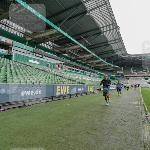 05.10.2025 - 20. swb-Marathon Bremen Michael Burmester http://msf.ph/oto/9231367 05.10.2025 12:50:44 Laufen im Stadion 122, 334, 601, 679, 688, 736, 745, 845, 906, 939, 1025, 1033, 1037, 1044, 1166, 1359, 1450, 1689, 1707, 2059, 2381, 2721, 3228, 3259, 3291, 3419, 3608, 4032, 4318, 4366, 4367, 4938, 4962, 5118, 5184, 5389, 5418, 5564, 5817, 5838, 5873, 6216, 6252, 6281, 6401, 6477, 6681, 6717, 7493, 7826, 7963, 8083, 8907, 8995, 217, 287, 511, 1388, 3353, 3885, 4006, 4870, 5894, 6214, 8401, 8536, 8873, 9118 meine-sportfotos.de
