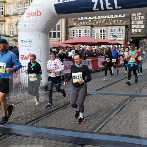 05.10.2025 - 20. swb-Marathon Bremen Yannick Fuchs http://msf.ph/oto/9231395 05.10.2025 11:02:58 Ziel 9331, 9360, 9516, 9846, 10129, 10167, 10207, 10530, 10656, 10734, 10803, 10804, 10940, 11087, 11193, 11504, 11576, 11667, 11668 meine-sportfotos.de